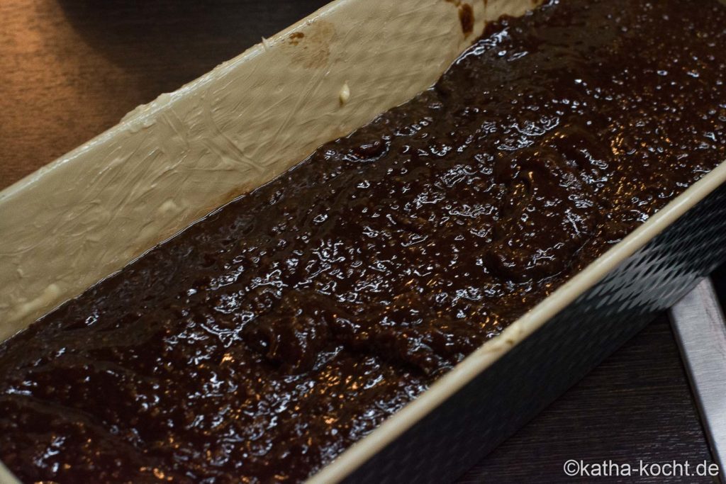 Schokoladen-Kokos Kuchen mit Rum