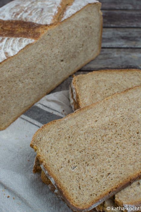 Schnelles Emmerbrot aus dem Topf