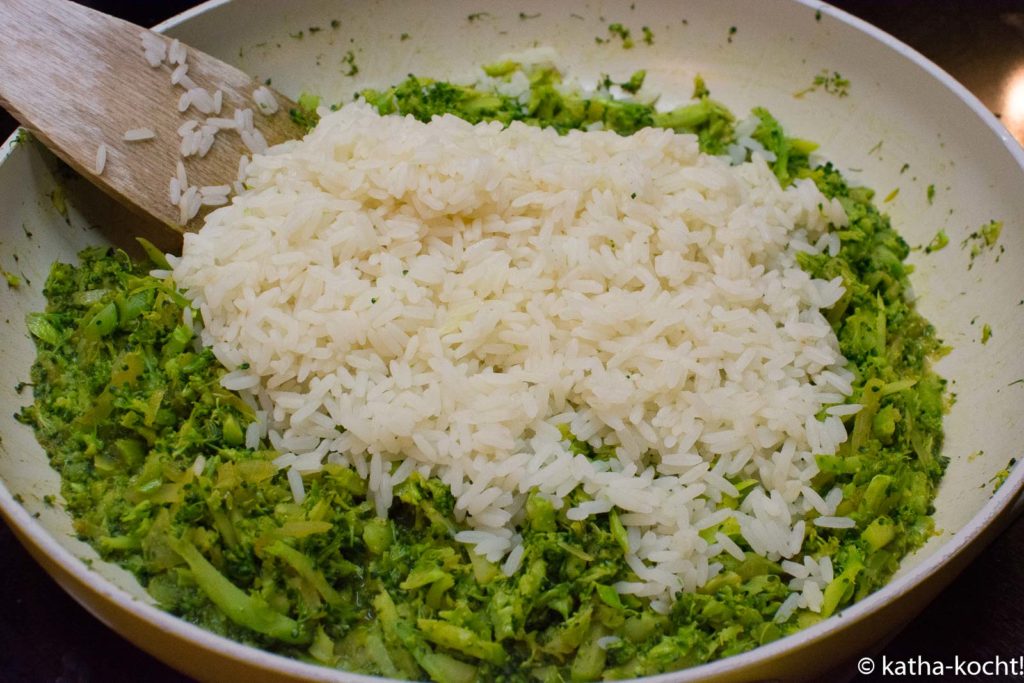 Hähnchen Biryani (