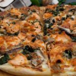 Lachs-Spinat Pizza mit Skyr