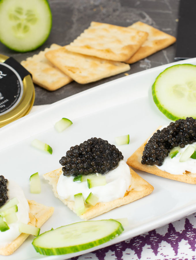 Leichte Kaviar-Cracker mit Attilus Kaviar