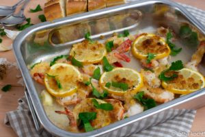 Zitronengarnelen mit Butterbröseln und Knoblauch