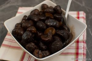 Maronen in Rotwein und Sahne