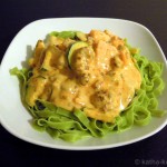 Spinat Tagliatelle mit Hackfleisch, Kürbis und Zucchini in Käsesauce