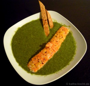 Pilz-Spinat Suppe mit zitronigem Lachs