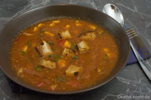 Tomaten-Zucchini Suppe