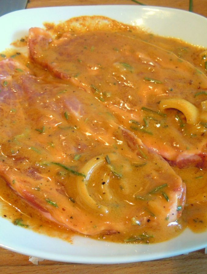 Schweinenackensteak in Whisky-Marinade