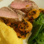 Schweinefilet mit Aprikosen in Passionsfruchtsauce