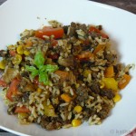 Bunte Gemüse-Hackfleischpfanne mit Reis