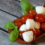 Tapas – Tomate-Mozzarella Spießchen