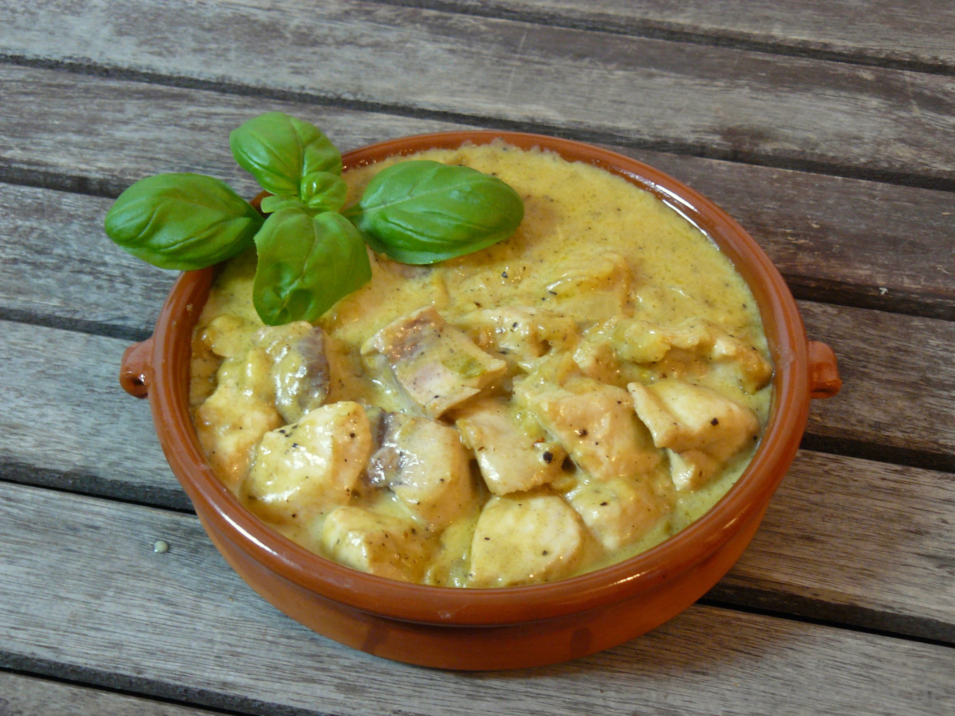 Tapas - Schwertfisch in Bananen-Curry Sauce