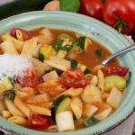 Spargel-Minestrone