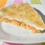 Bananen-Karamell Kuchen mit Keksboden