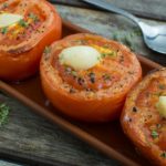 Tapas - gebackene Knoblauch-Tomaten mit Thymian