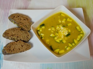 Kürbis-Zucchini Suppe Kürbis-Zucchini Suppe
