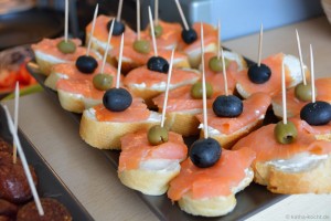 Tapas - Lachs-Oliven Schnittchen