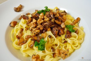 Tagliatelle mit Steinpilzen in Vanillebutter