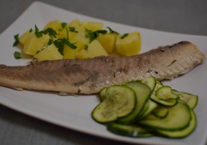Im Ofen gebackener Karpfen