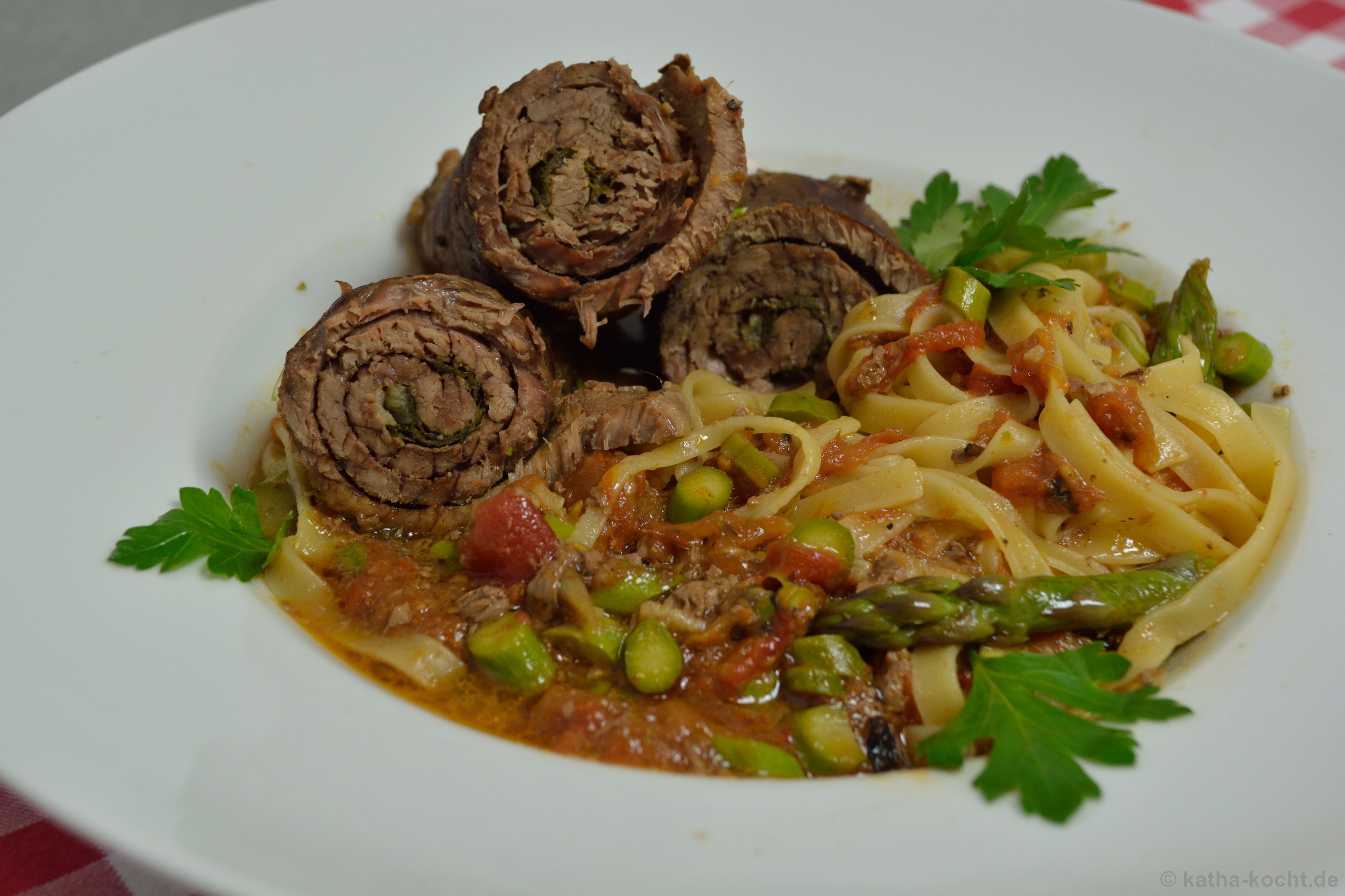 Braciole - gefüllte Rinderrouladen