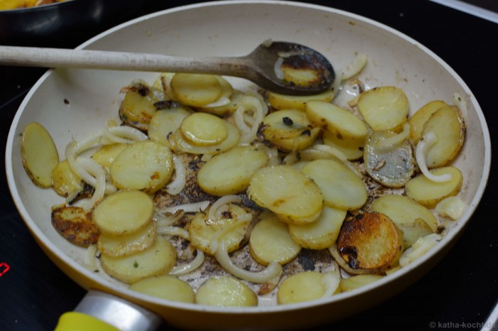 Schweinerücken mit gebratenen Orangen und Kartoffeln - Katha-kocht!