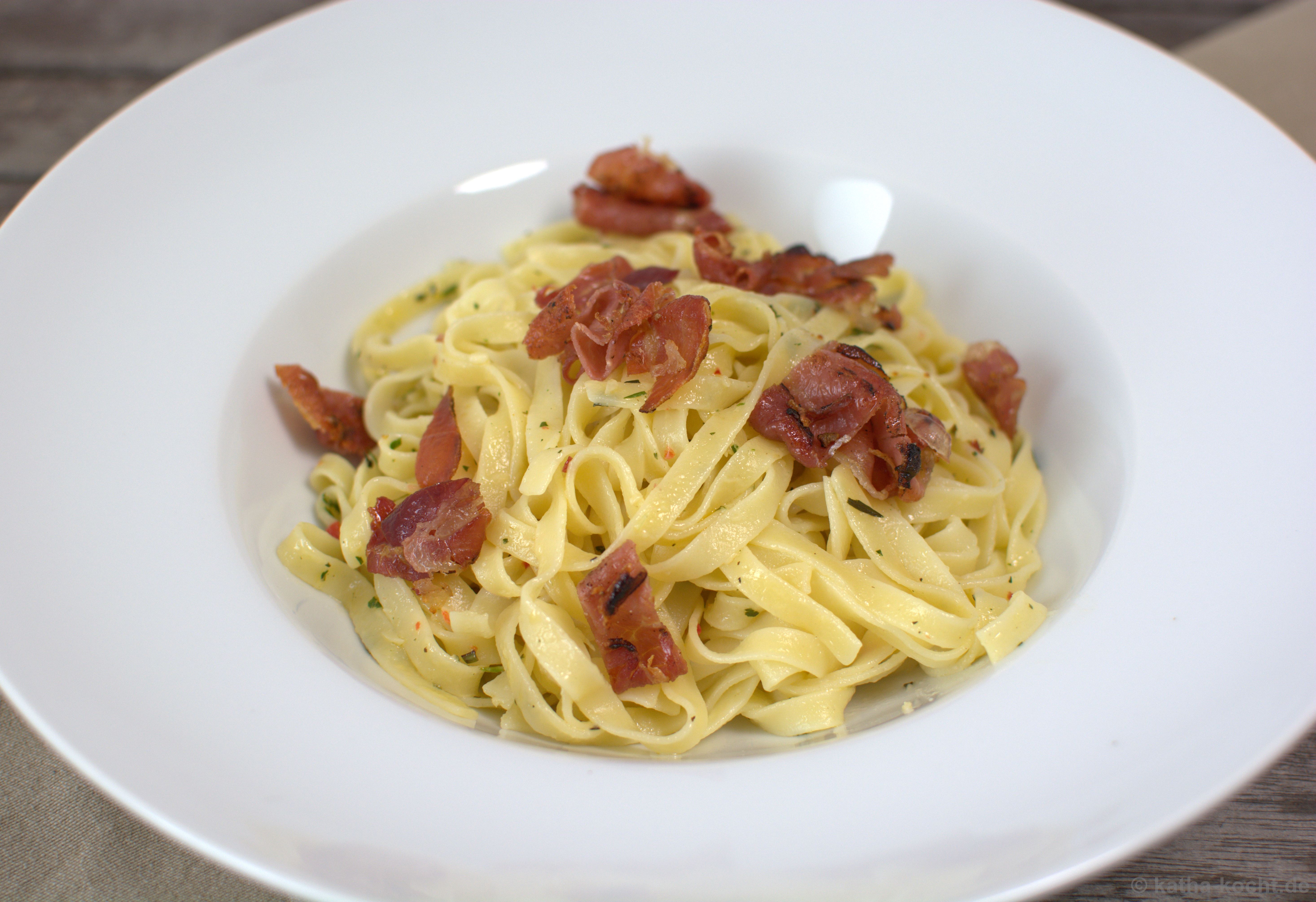 Tagliatelle in Estragonbutter