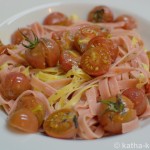 Bunte Tagliatelle mit Vanilletomaten