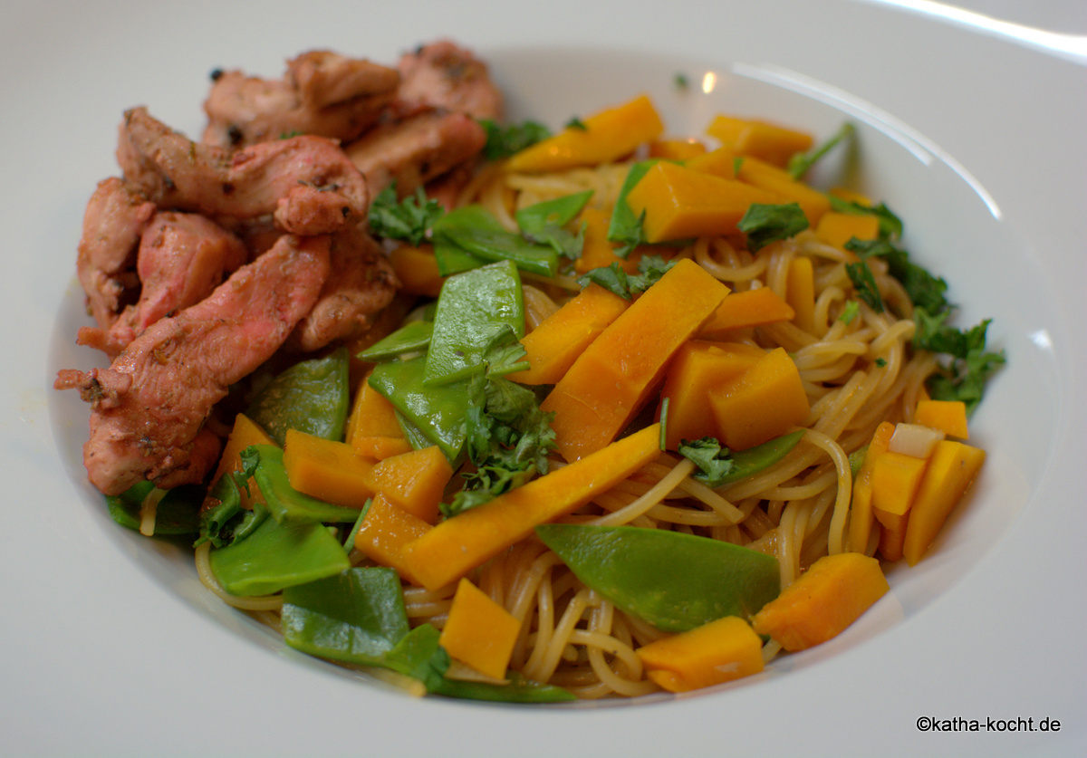 Asiatische Hokkaido One-Pan Pasta