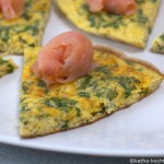 Basilikum Fritatta mit Räucherlachs