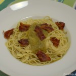 Spaghetti mit grüner Tomaten-Ingwer Sauce