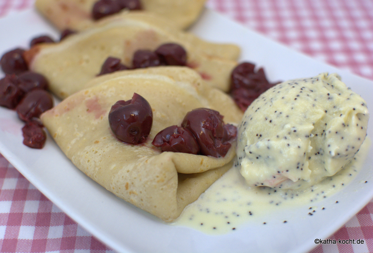 Süße Crêpes mit weiße Schokolade Mohn Eis