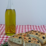 Focaccia mit Tomaten und Rosmarin