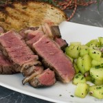 Dry Aged Steak mit Gurkensalat und Estragon