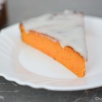 Süßkartoffelkuchen mit Kokosglasur