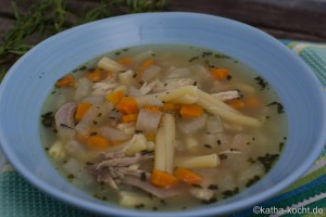 Hühnernudelsuppe