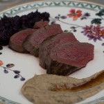 Hirschbraten mit Maronenpüree und Rotkohl