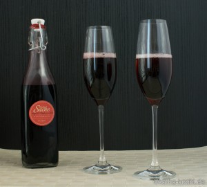 Weihnachtlicher Apfel-Holunder Sirup