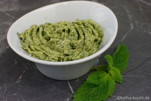 Kräuterbutter mit Zitronenmelisse