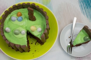 Schokoladenkuchen mit Joghurette zu Ostern