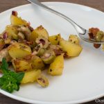 Warmer Kartoffelsalat mit getrockneten Tomaten