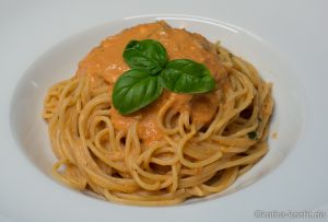 Spaghetti mit Tomaten-Mascarpone Sauce