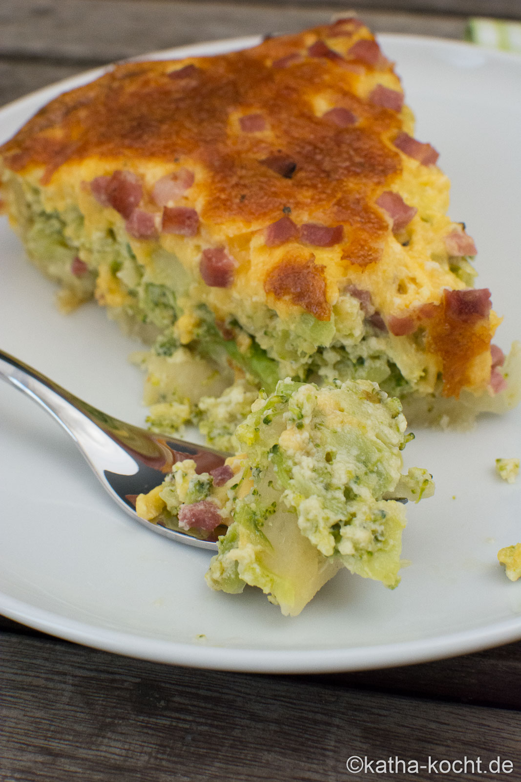 Brokkolikuchen mit Quark-Öl Teig - Katha-kocht!