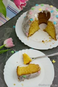 Saftiger Zitronen-Gugelhupf