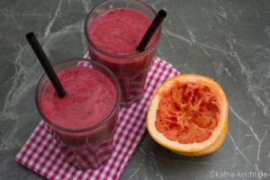 Waldfrucht-Grapefruit Smoothie Waldfrucht-Grapefruit Smoothie
