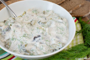Matjessalat mit Joghurt - die leichte Variante