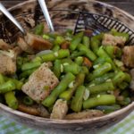 Brotsalat mit grünen Bohnen und Thymian