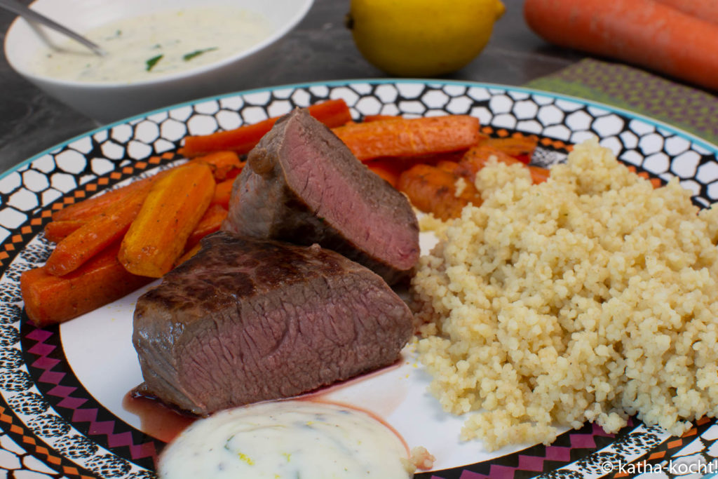 Lamm mit orientalischen Karotten und Couscous - Katha-kocht!