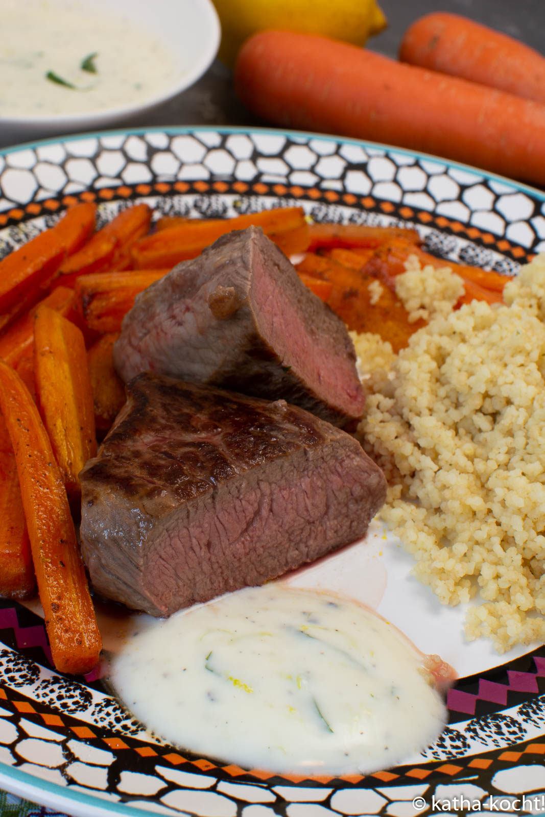 Lamm mit orientalischen Karotten und Couscous - Katha-kocht!