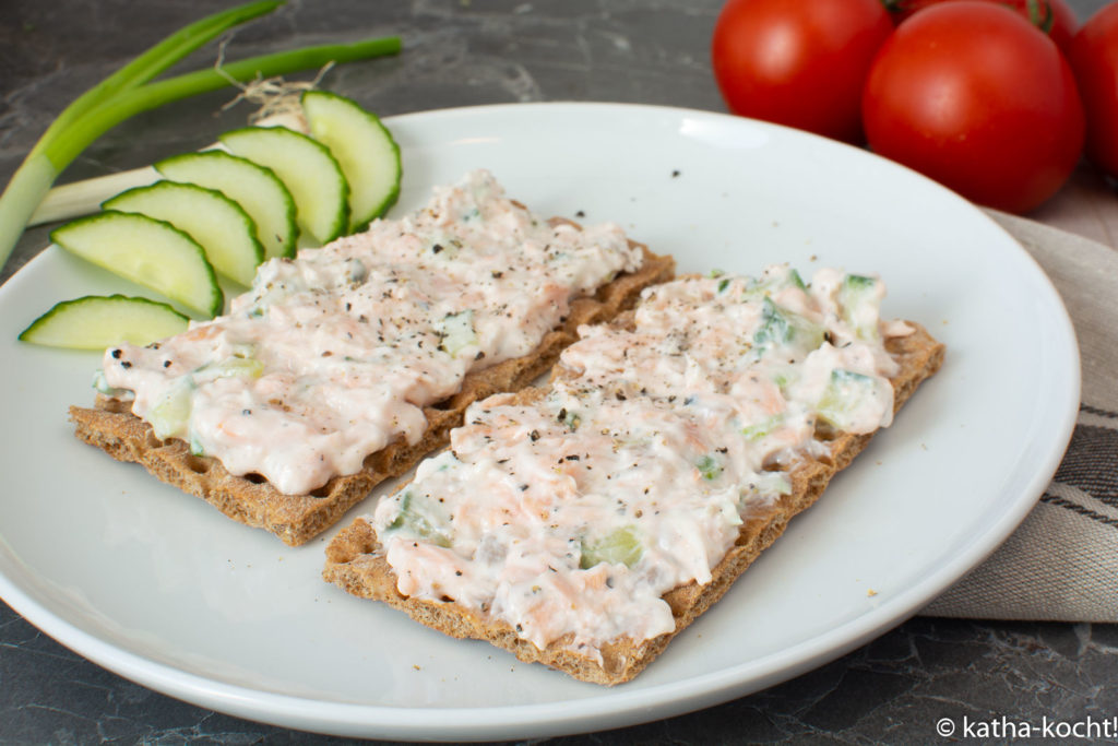 Lachs-Skyr Aufstrich mit Gurke