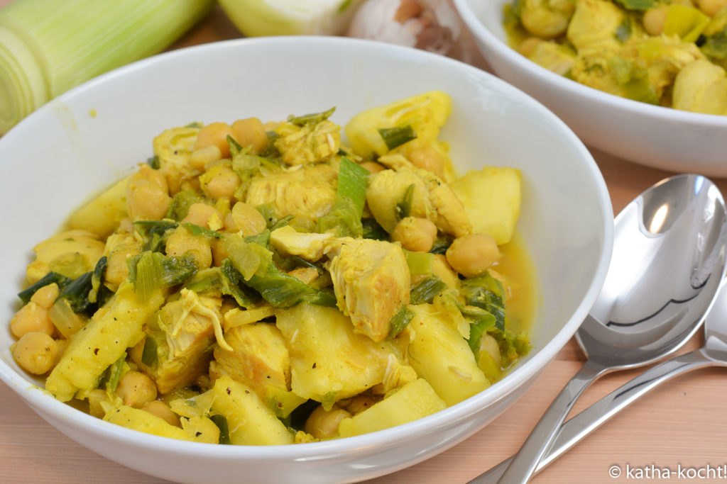 Hähnchen-Lauch Curry mit Ananas 