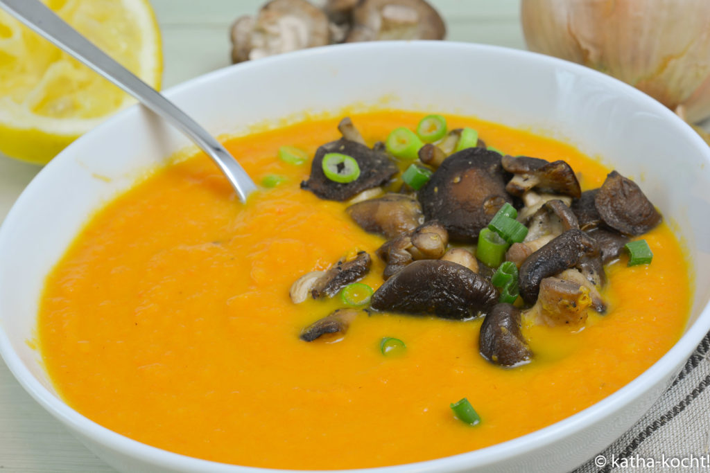 Leichte Karottensuppe mit Shitake